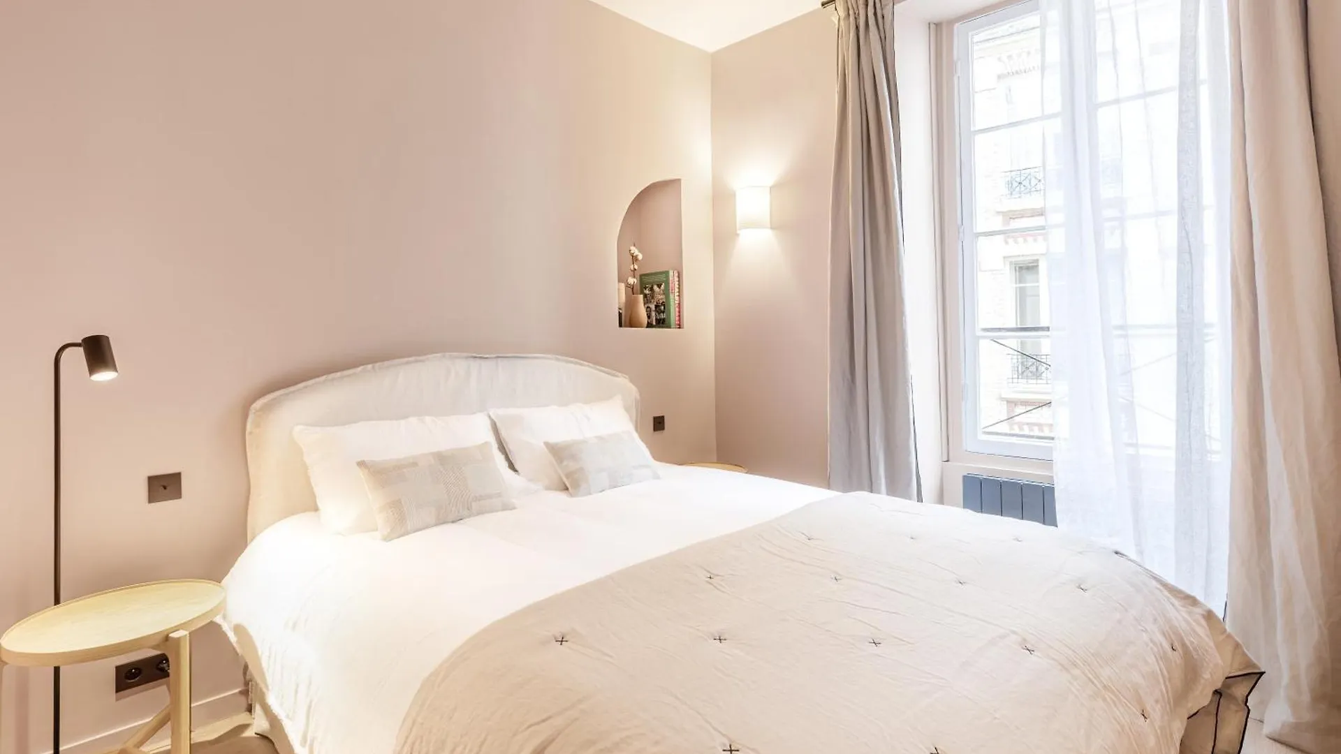 Marais - 4 Pieces De 115 M2 - Grand Salon Convivial
